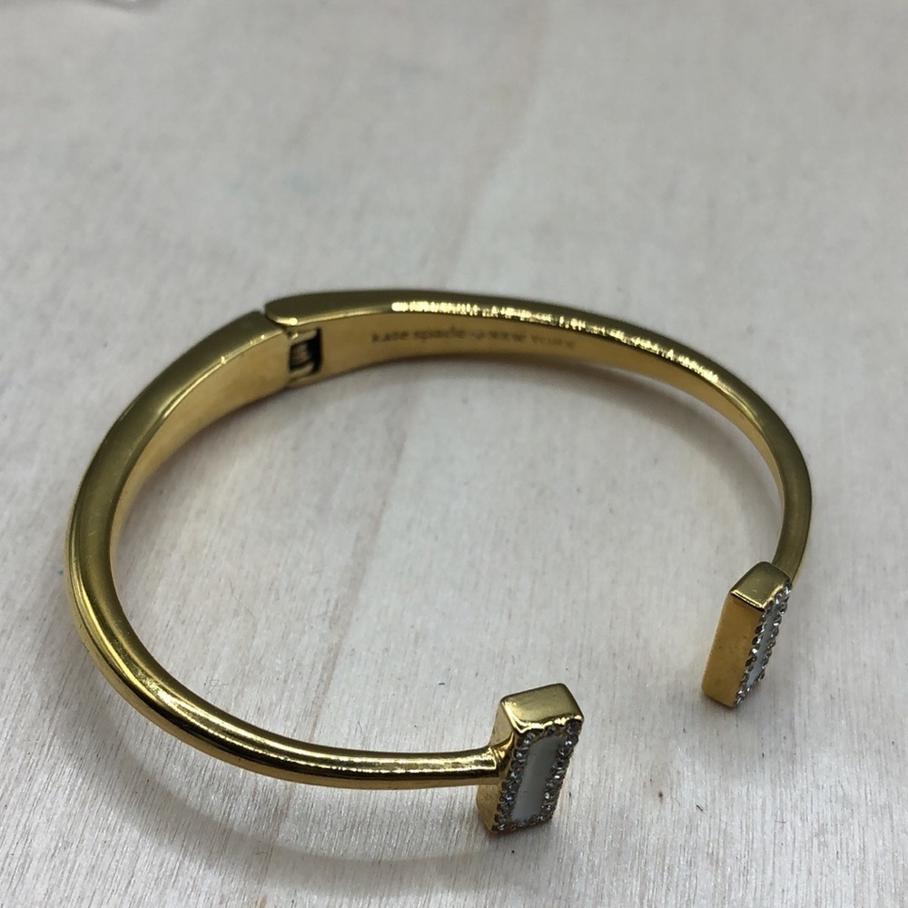 Kate Spade Open Hinge Bangle Gold Tone Great For Layering or Minimalist Style - Picture 5 of 6